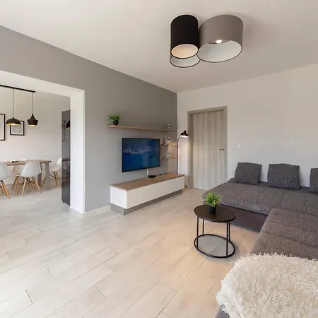 Apartman Bright *